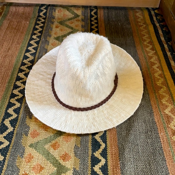 Accessories - Stylish Fedora Sun Hat